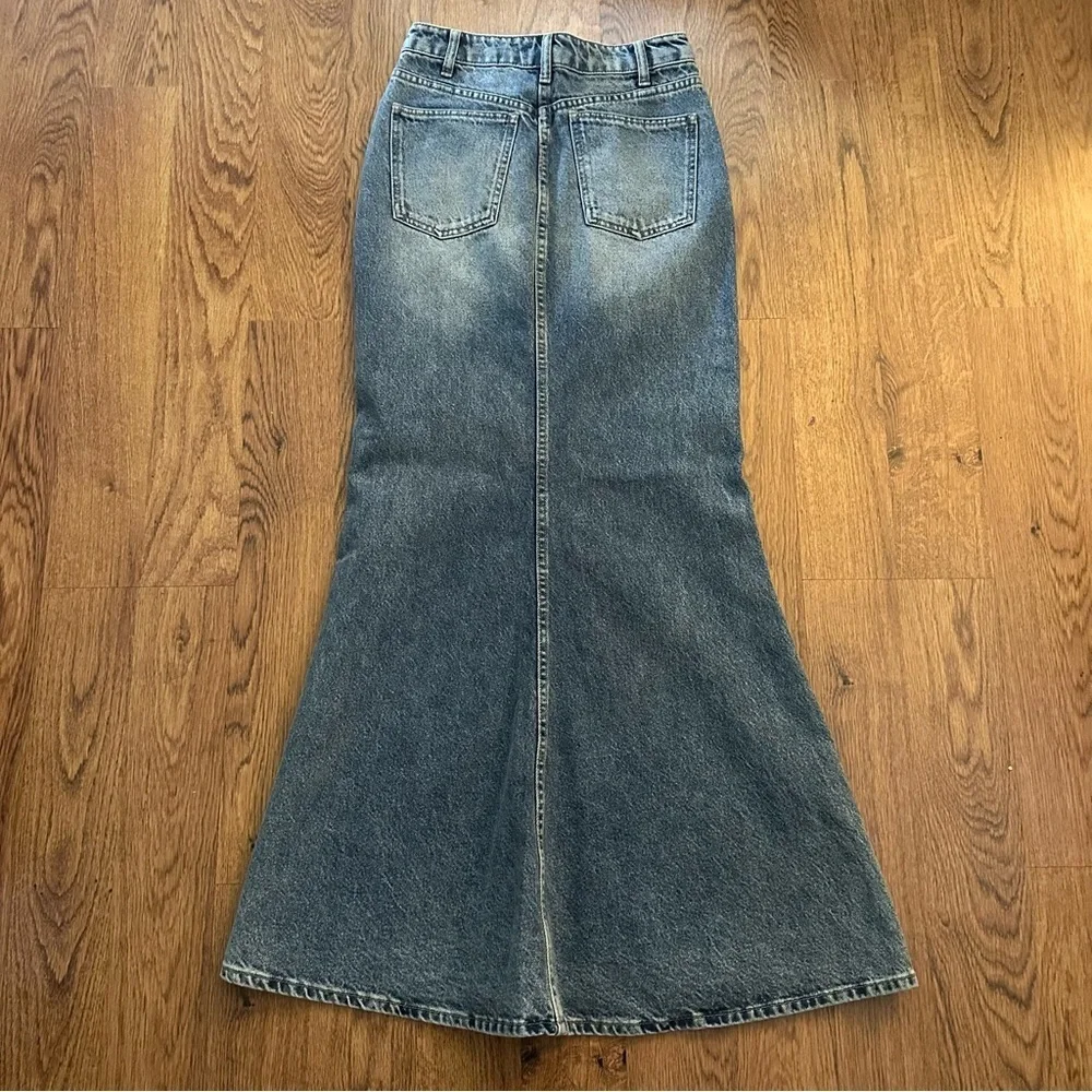 H&M Dark Blue Flare maxi Jean Women's Modest denim skirt size 4 cotton